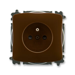 Zásuvka jednonásobná s clonkami