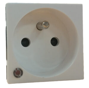 Zásuvka jednonásobnás přepěťovou ochranou Mosaic