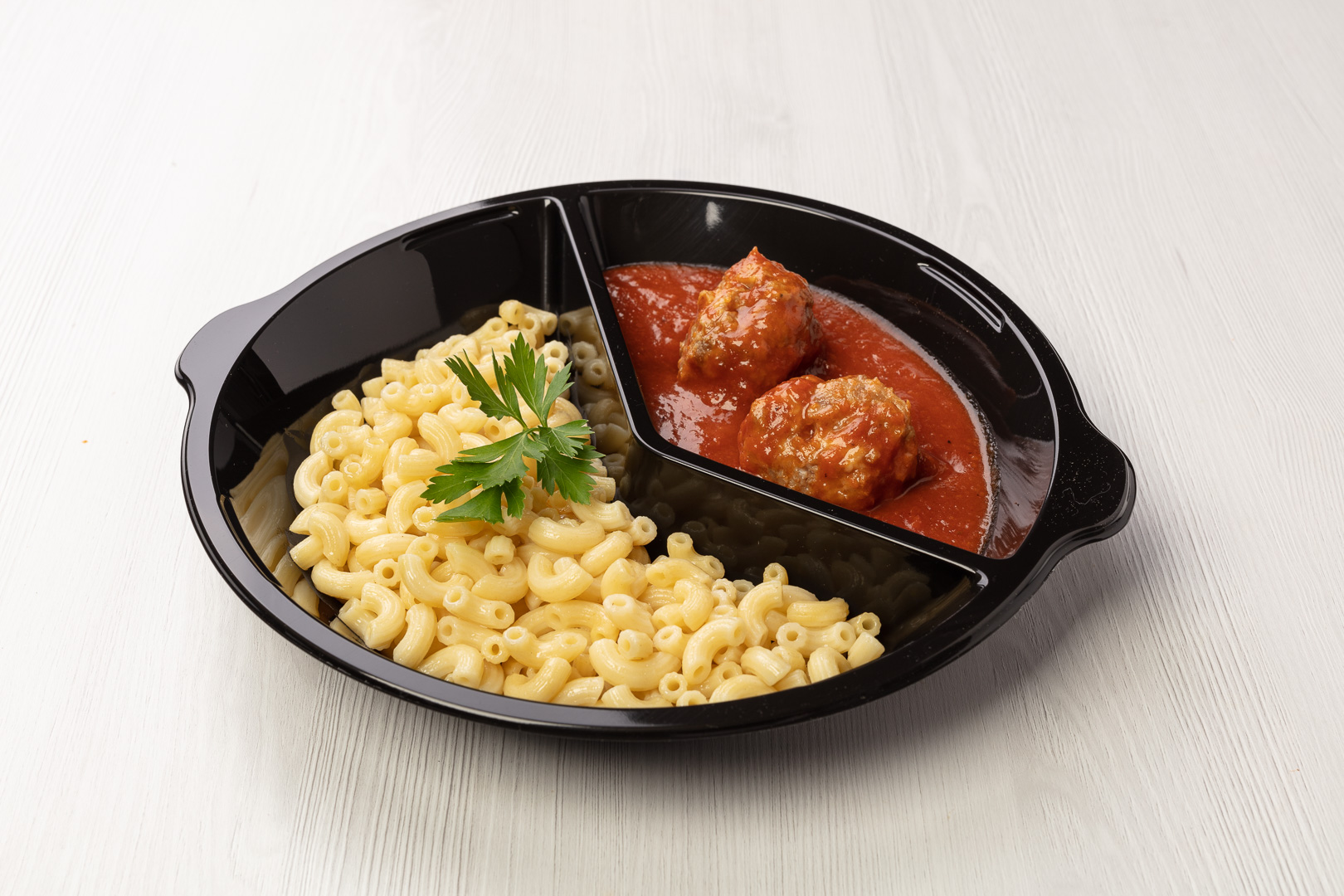 Chlazené - Rajská omáčka s masovými kuličkami