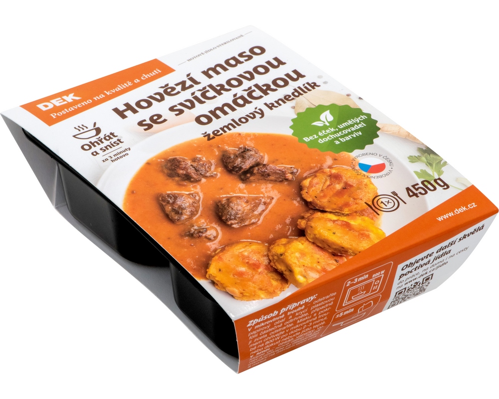 Hovězí maso se svíčkovou omáčkou a s žemlovým knedlíkem