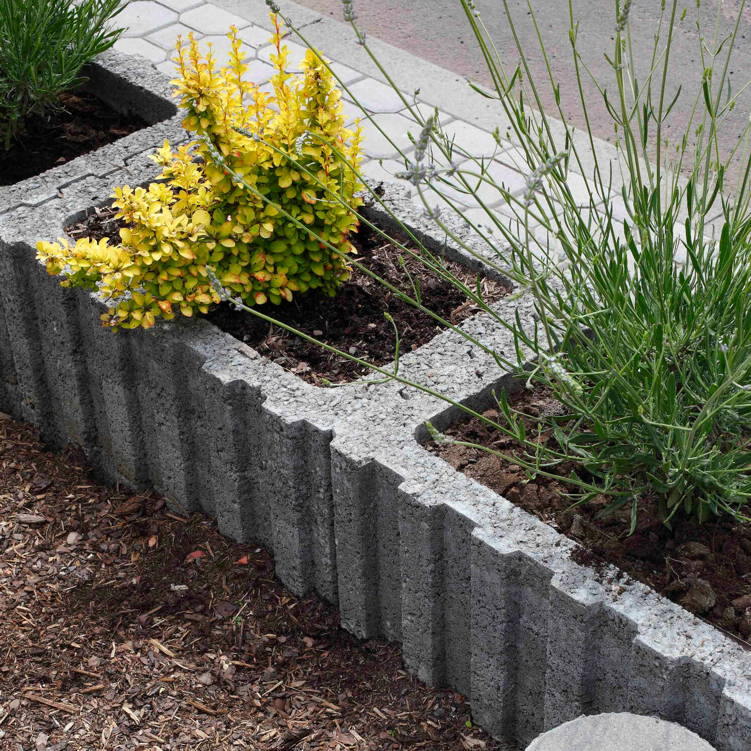 Tvárnice svahová BEST KASKADA I přírodní 400×600×250 mm BEST