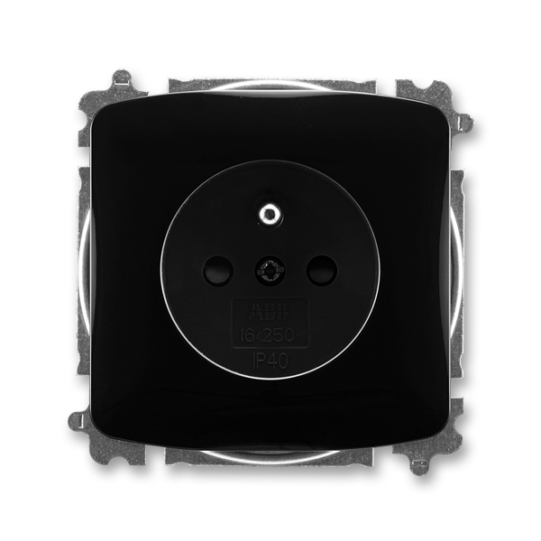 Zásuvka jednonásobná s clonkami