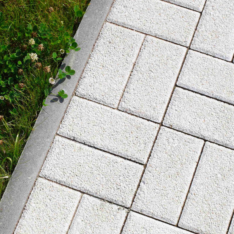 Obrubník betonový BEST PARKAN V standard přírodní 50x1000x300 mm BEST