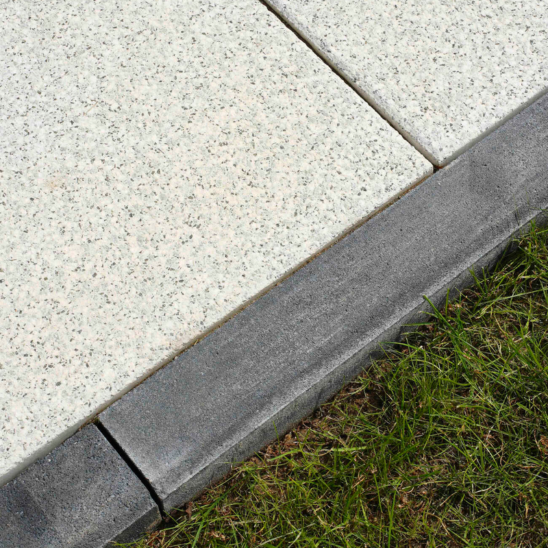 Obrubník betonový BEST LINEA I standard antracitový 80x500x250 mm BEST