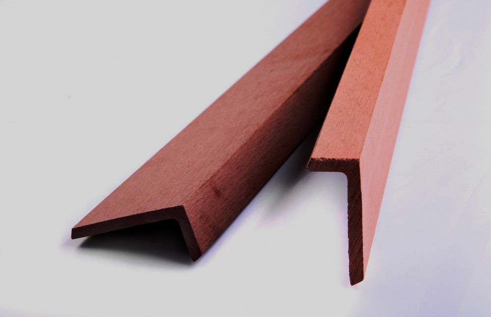 Profil Lukončovací DŘEVOplus STANDARD bangkirai 30×50×2000 mm