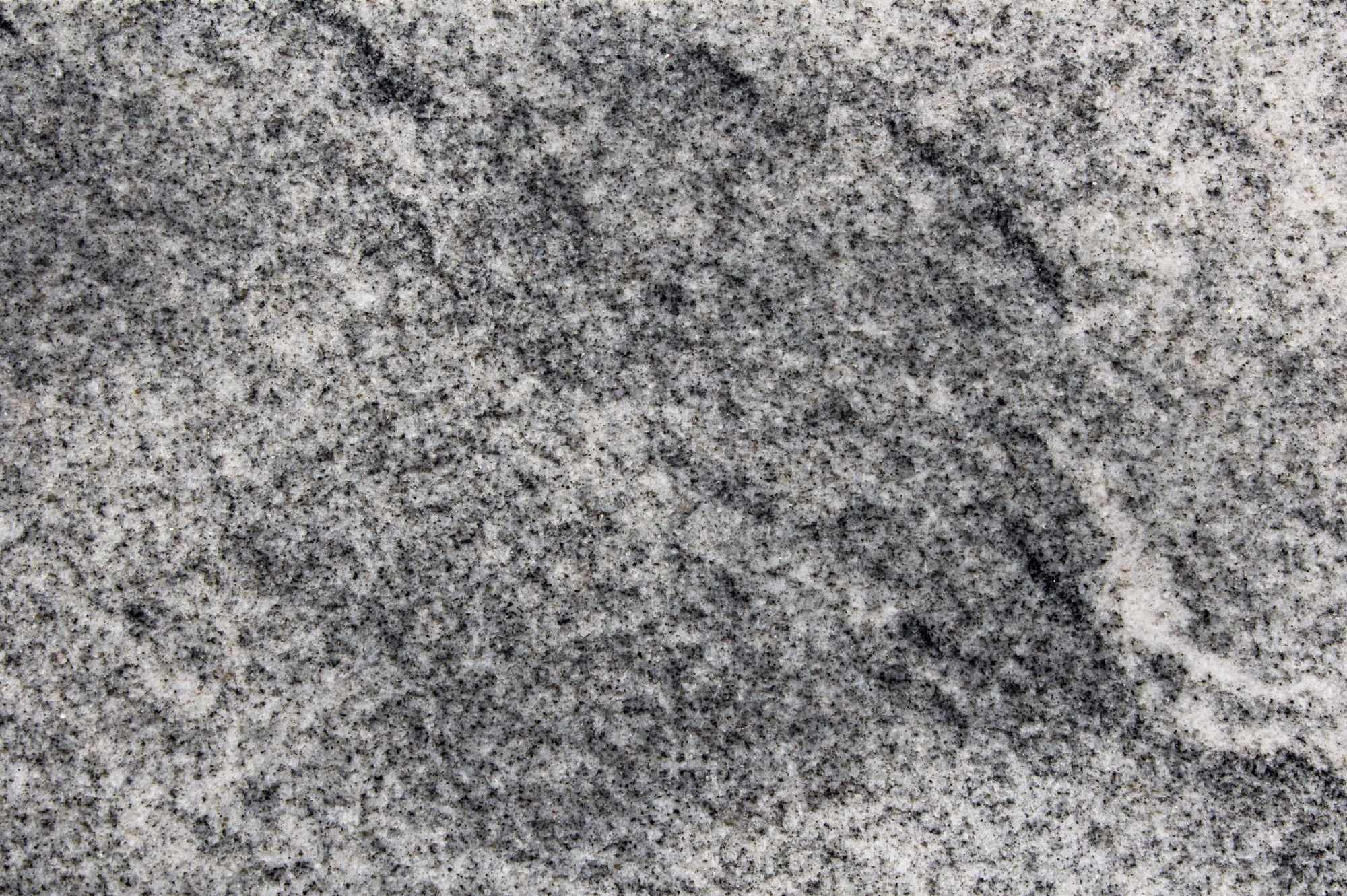 Dlažba kamenná DEKSTONE G 130 Viscont White žula leštěná 610×305 mm DEKSTONE