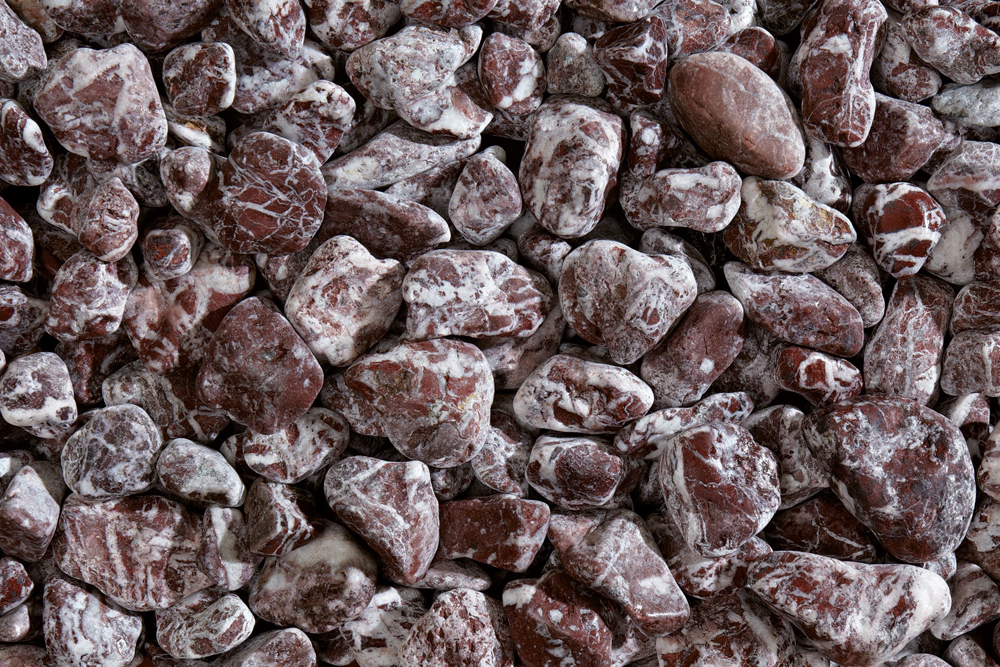 Kamenivo okrasné DEKSTONE Rouge Royal valounky a oblázky 15/25 mm 1 500 kg DEKSTONE